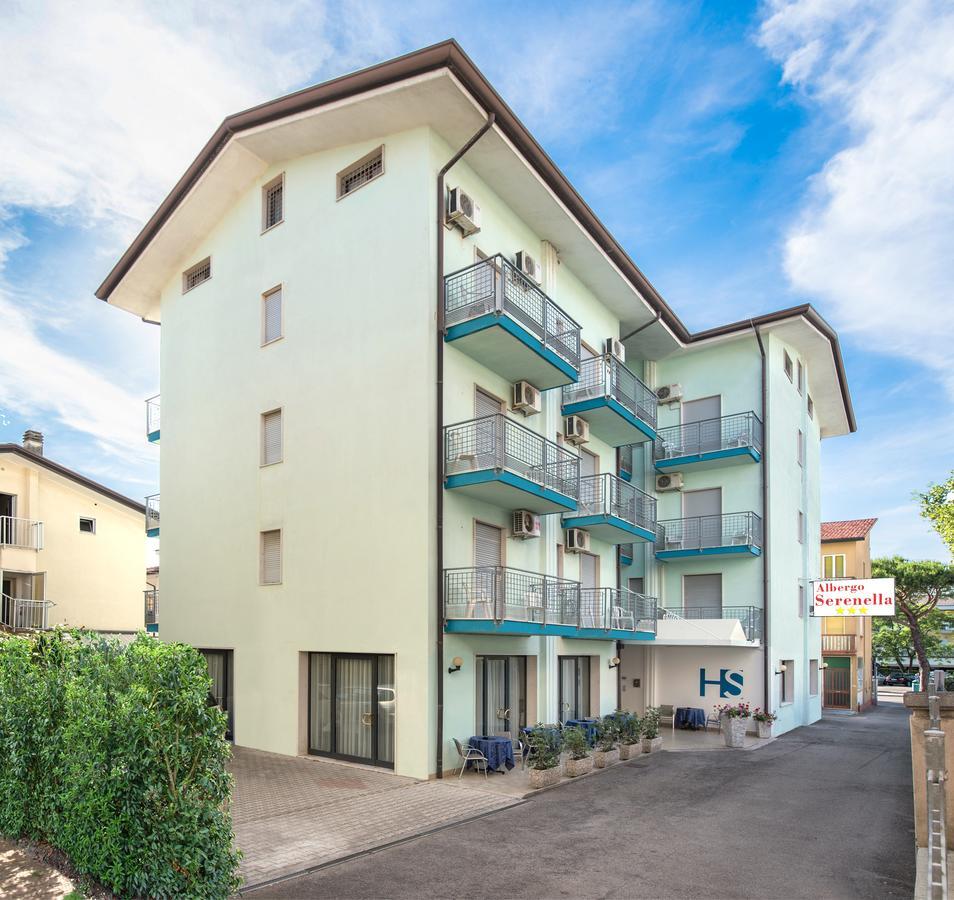 Hotel Serenella Lido di Jesolo Exteriör bild