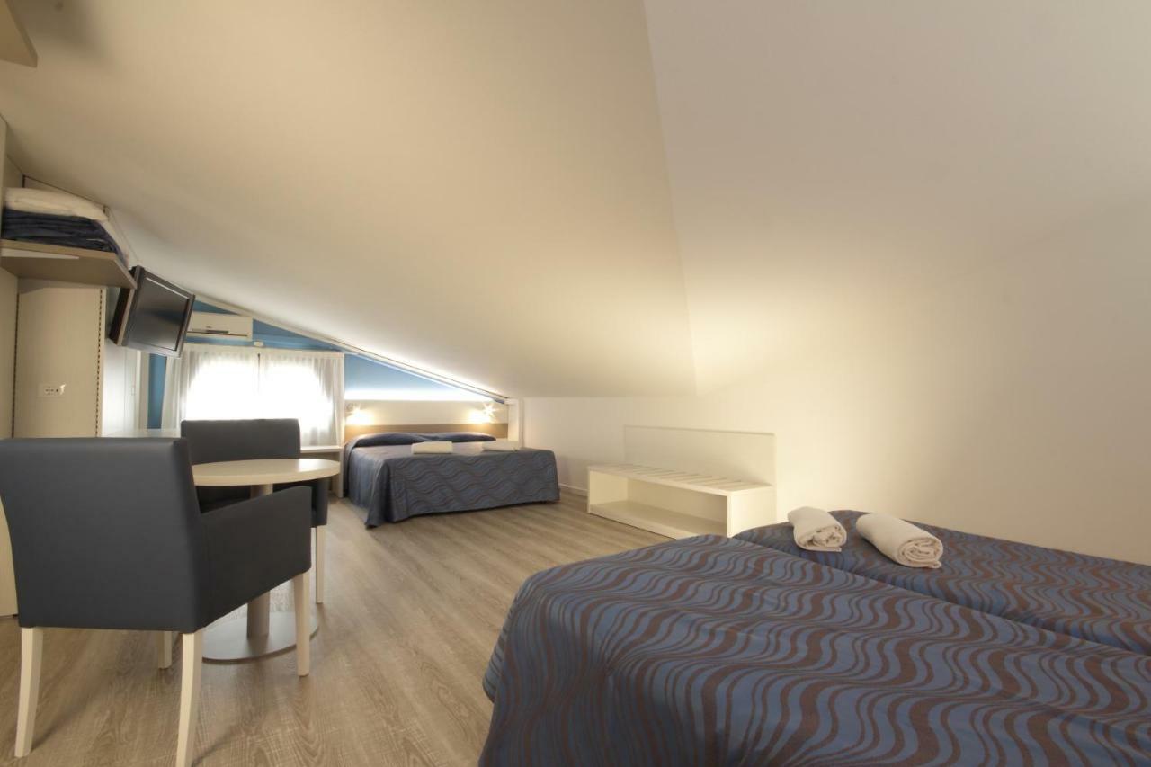 Hotel Serenella Lido di Jesolo Exteriör bild